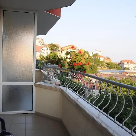 Babeva 스베티 블라스